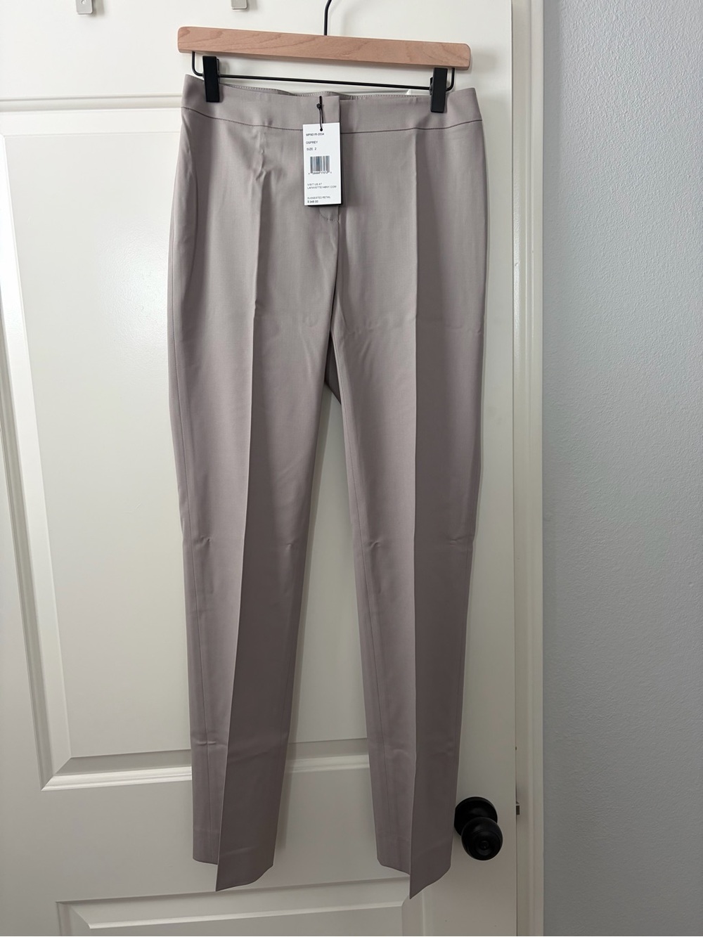 Lafayette 148 New York Slim Straight Trousers in Light Taupe